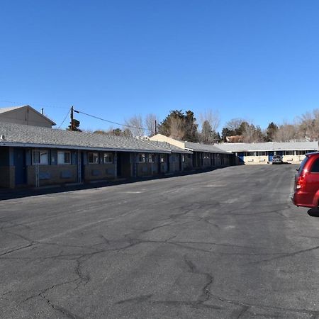 Travelodge By Wyndham Farmington Exterior photo