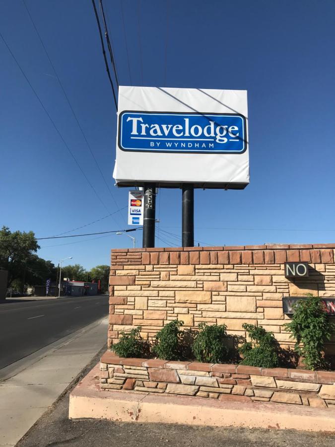Travelodge By Wyndham Farmington Exterior photo